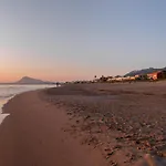 Denia Beach Lodge デニア