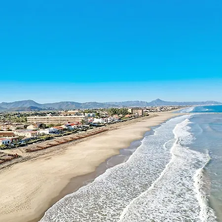 Denia Beach Lodge *