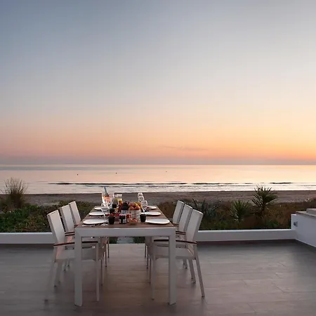 Denia Beach Lodge *